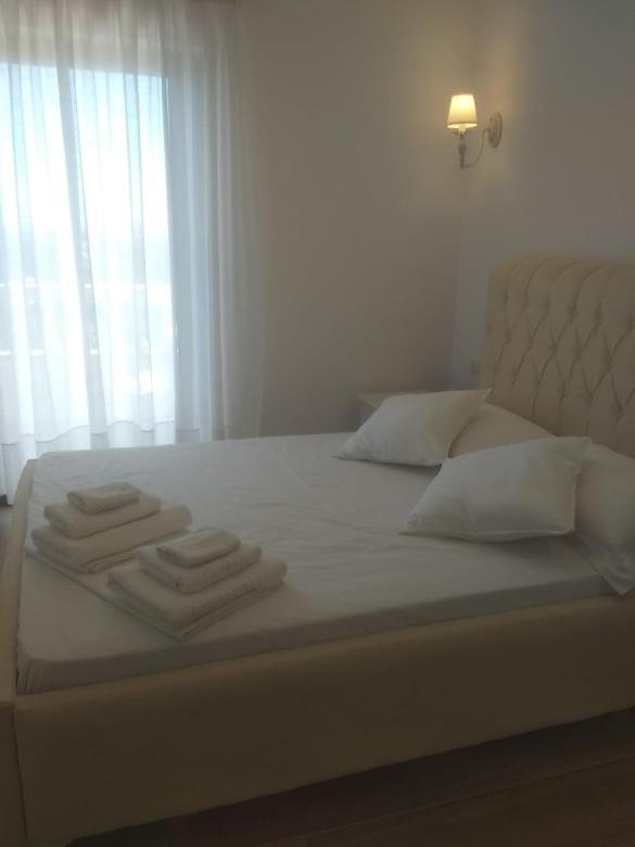 Vogklis House Hotell Qeparo Eksteriør bilde