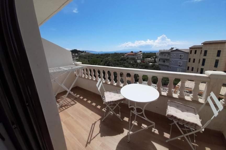 Vogklis House Hotell Qeparo Eksteriør bilde