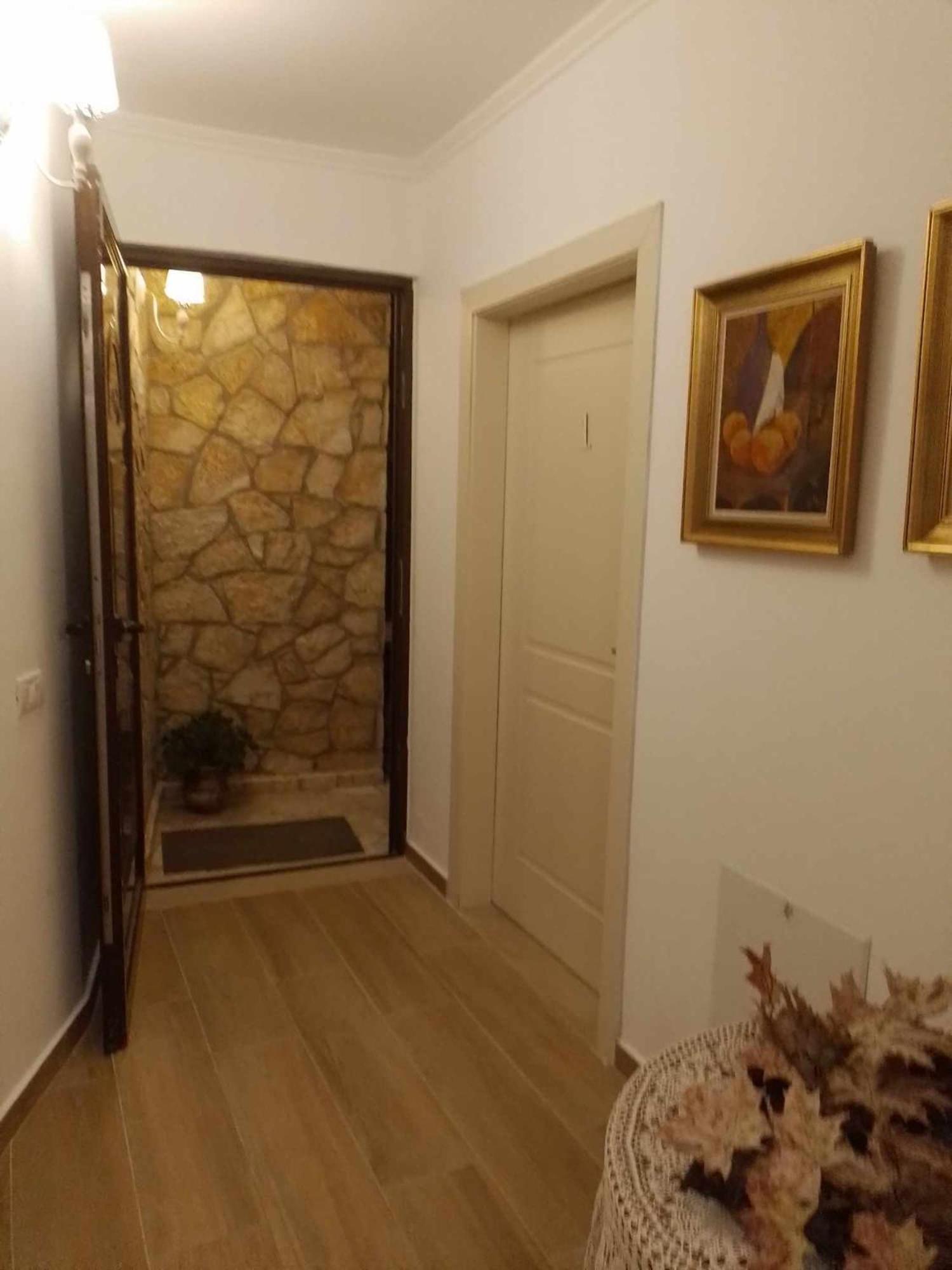 Vogklis House Hotell Qeparo Eksteriør bilde